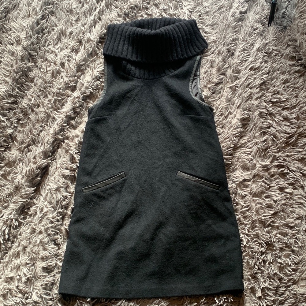Theory black Abrelia Explorer wool shift dress sz 4